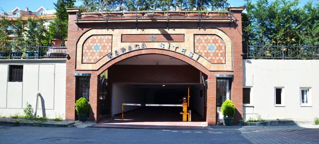 gokturk-karaca-sitesi